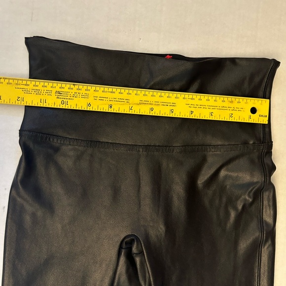 Spanx Faux leather black compression tummy shaping pants women’s Sz-S. W17 - Picture 8 of 9